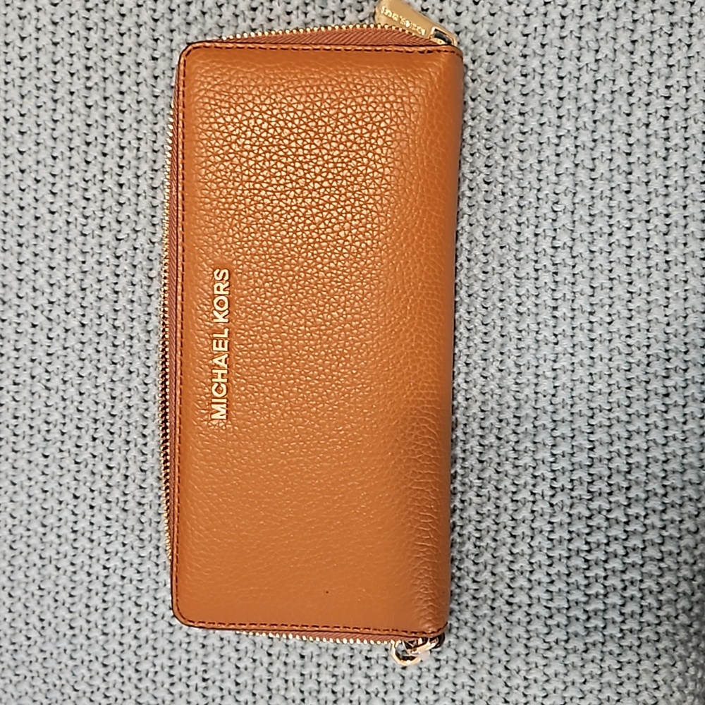 Michael Kors wallet